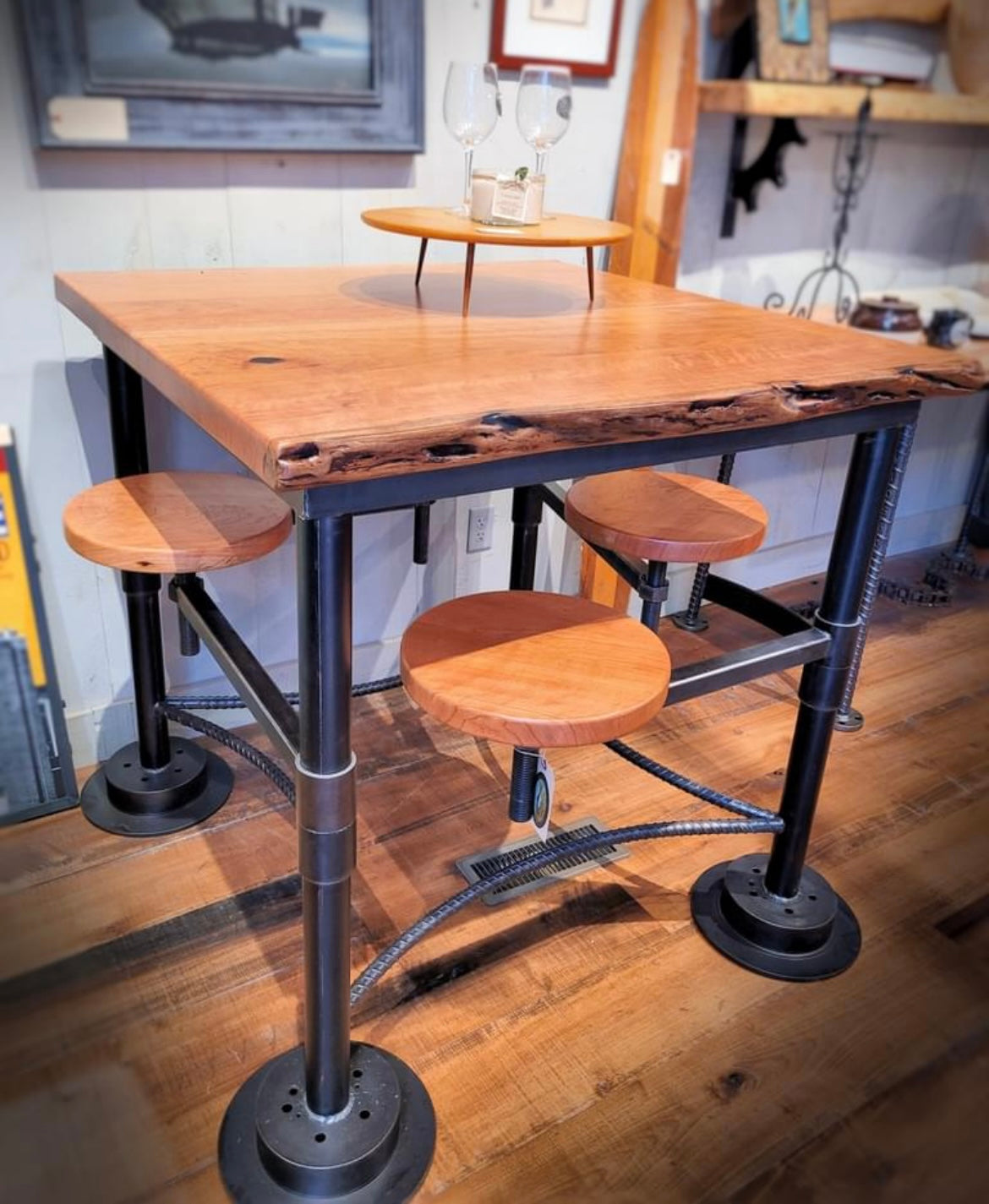 Swivel Tables